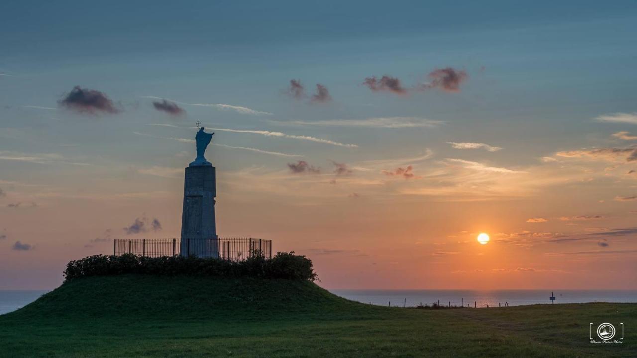 LA VERRIÈRE. Les Locations ISAHORA c'est aussi plusieurs appart' de Standing à 2 pas du Château d'Eu, des Falaises du Tréport, de MERS les Bains et aux portes de la BAIE DE SOMME Eu (Senna Marittima) Esterno foto
